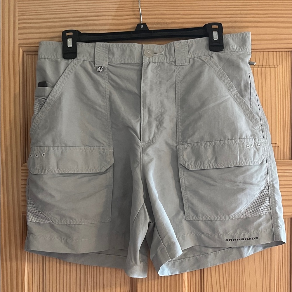 Columbia Sportwear Light Gray Omni Shade ‎ Size 34